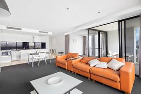 Circle on Cavill - Coastal Letting