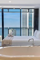 Circle on Cavill - Coastal Letting