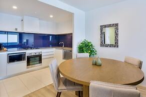 Circle on Cavill - Coastal Letting
