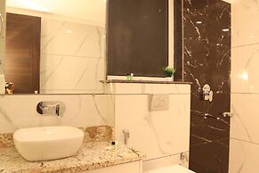 Hotel Green - Behind Parmarth Niketan