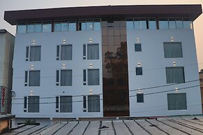 Hotel Green - Behind Parmarth Niketan