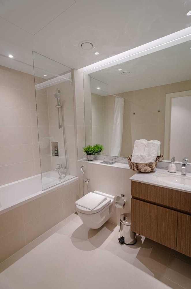 OSKENA Vacation Homes - La Mer Jumeriah