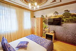 Ardey Hotel