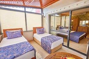 Ardey Hotel