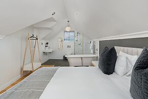 Point Break Cottage