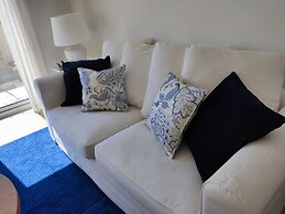 Salt Apartment