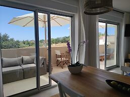 Salt Apartment