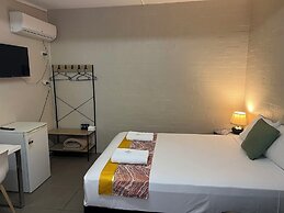 Kalua Motel