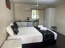 Kalua Motel