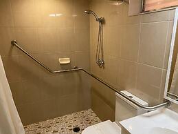 Gateway Motor Inn