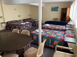 Gateway Motor Inn