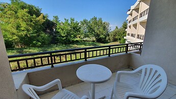 Pashos Hotel