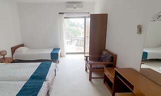 Pashos Hotel