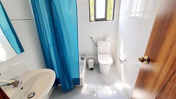 Pashos Hotel