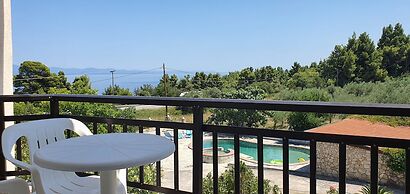 Pashos Hotel