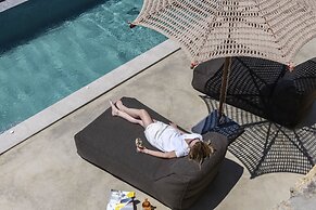 Muro Suites