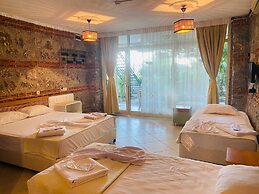 Söğüt Taş Otel