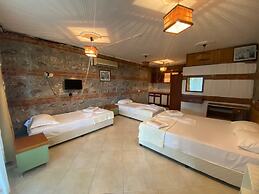 Söğüt Taş Otel