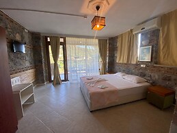 Söğüt Taş Otel