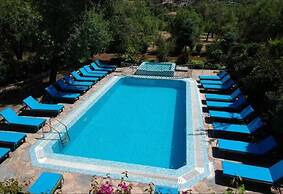 Söğüt Taş Otel