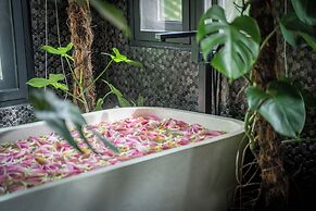 RiverTree Villa & Resort
