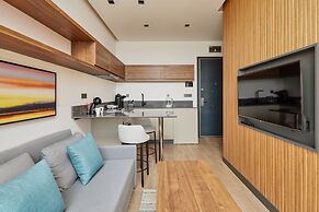 Bayview Hills Luxury Residences