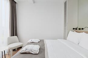 Bayview Hills Luxury Residences