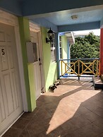 Coco Mango Suites