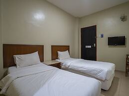 OYO 90585 D Pearl Hotel