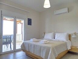 Lyrids Apartments