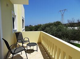 Lyrids Apartments