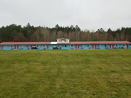 Richard Lake Motel