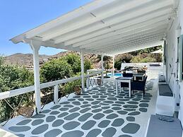 Siesta Villas, Cycladic Elegance With Castle View