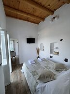 Siesta Villas, Cycladic Elegance With Castle View