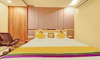 Itsy Hotels Sri Sai Grand Inn