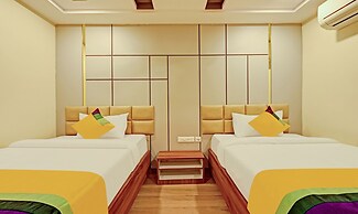 Itsy Hotels Sri Sai Grand Inn