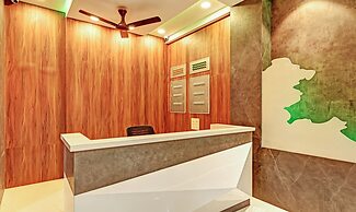 Itsy Hotels Sri Sai Grand Inn