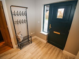 Pebble Lodge