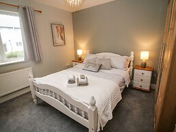 Pebble Lodge