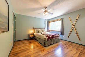 Golden Mountain View Suites