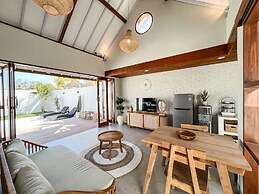 Moana Villa & Suites Bingin