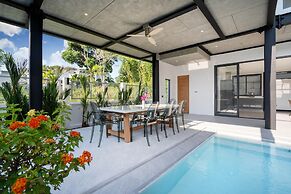 Trendy Modern Pool Villa Sunset Garden 4