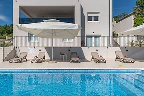 Villa Suton