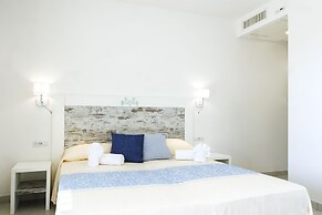Mercury Beach Hotel