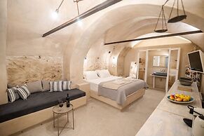OIA CELLARS
