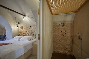 OIA CELLARS