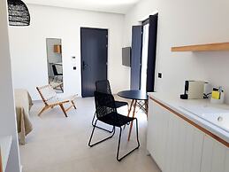 myLithos Suites