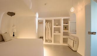 White Dream Suites