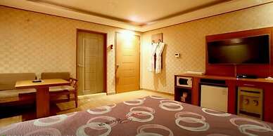 Seaside Hotel