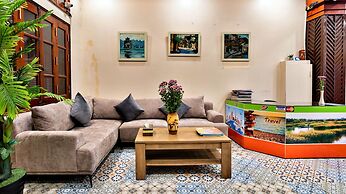 HANZ LakeView Hotel Hanoi